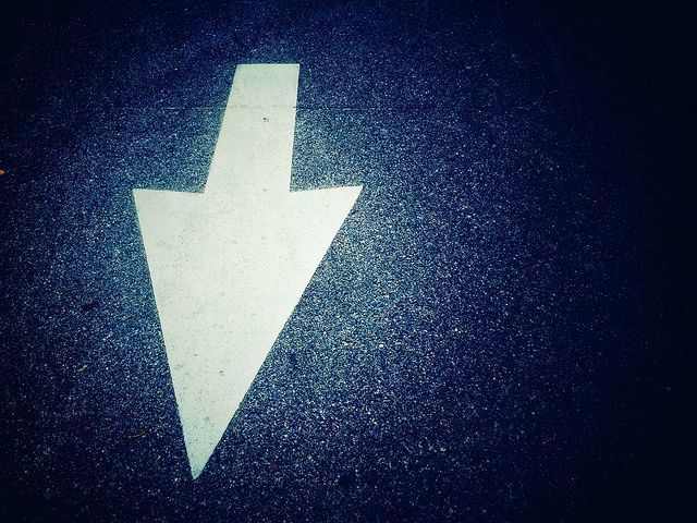 Arrow Down 10