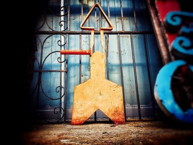 Arrow Up 24