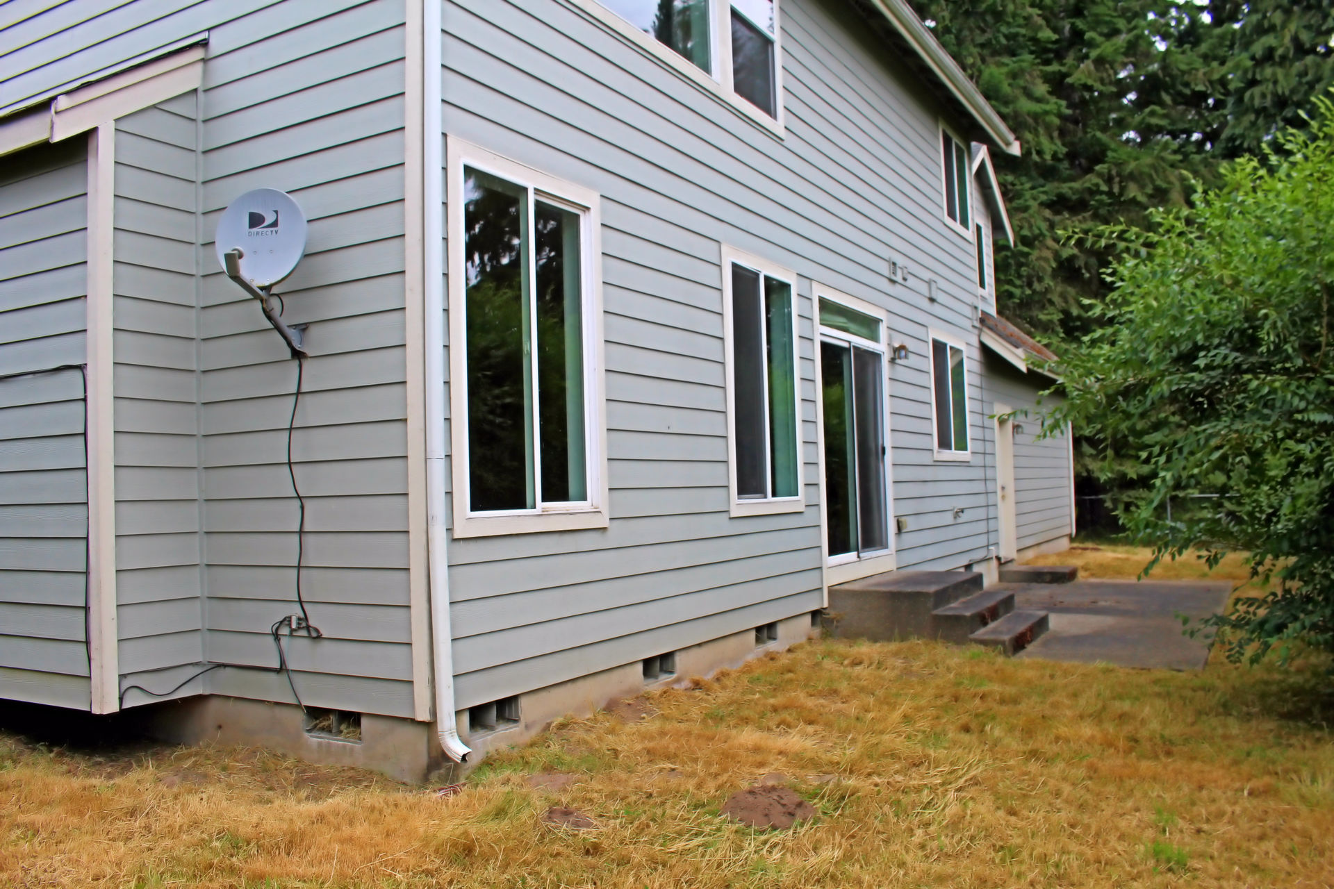 Backyard home for sale in Sumner