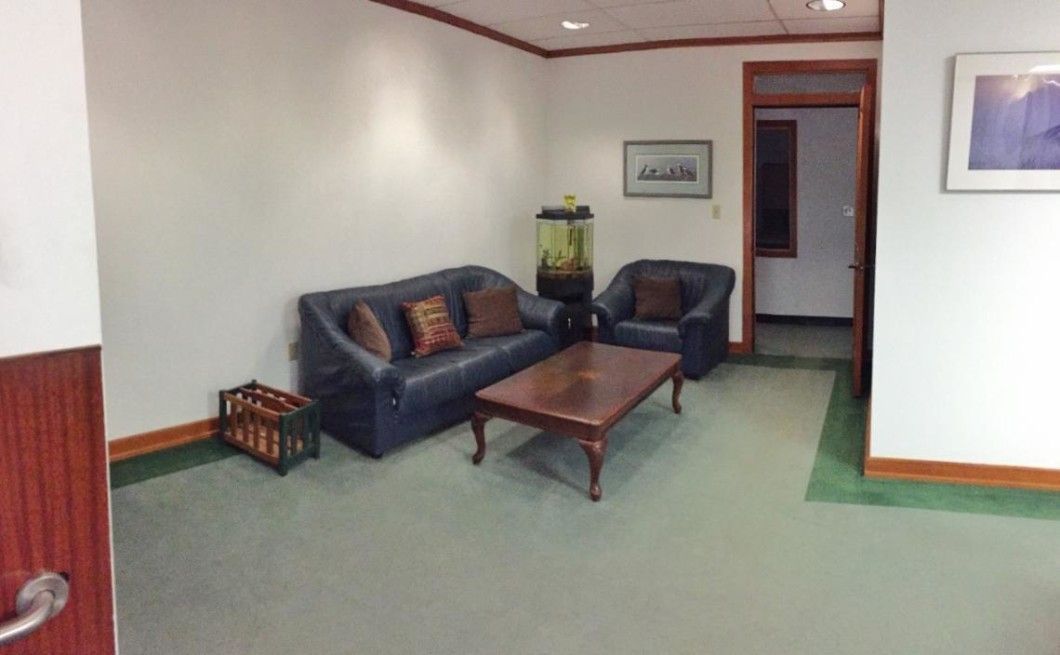 Waiting-Area-1060x655
