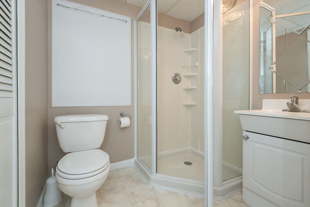 1327-begonia-drive-k-barks-wc-34-of-38
