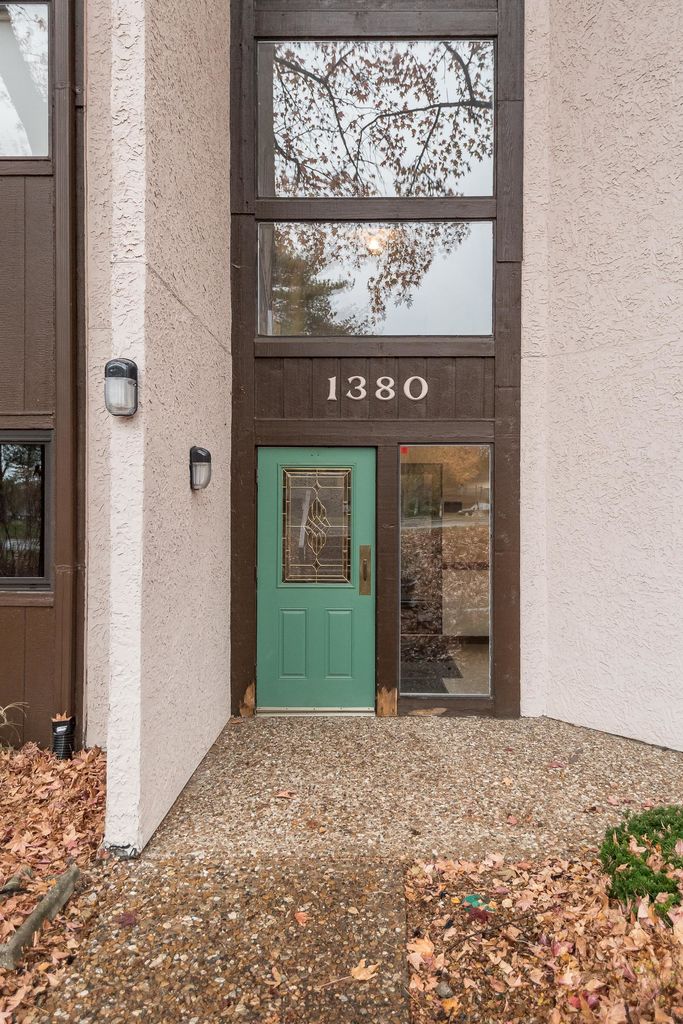 1380-heritage-landing-104-kaitlyn-barks-6-of-28