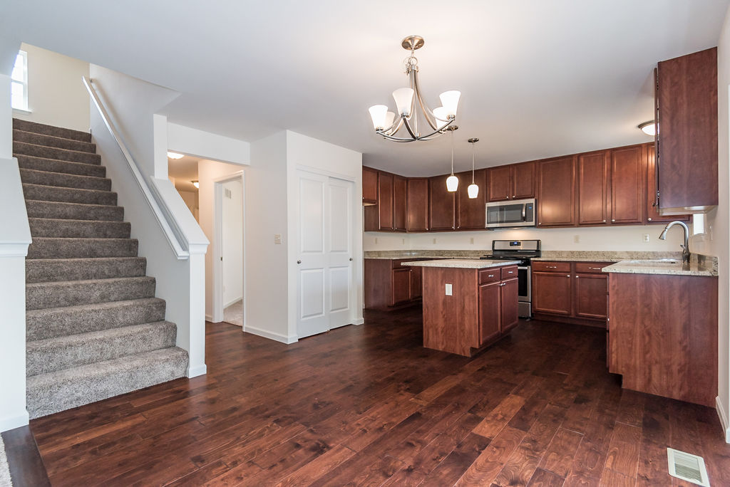 1355-mason-grove-k-barks-wc-16-of-43