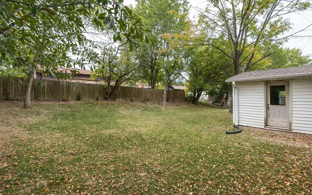 132-lake-ridge-drive-k-barks-wc-30-of-34