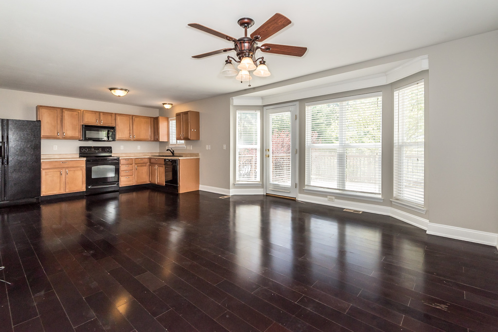 311-northshore-court-k-barks-wc-8-of-31