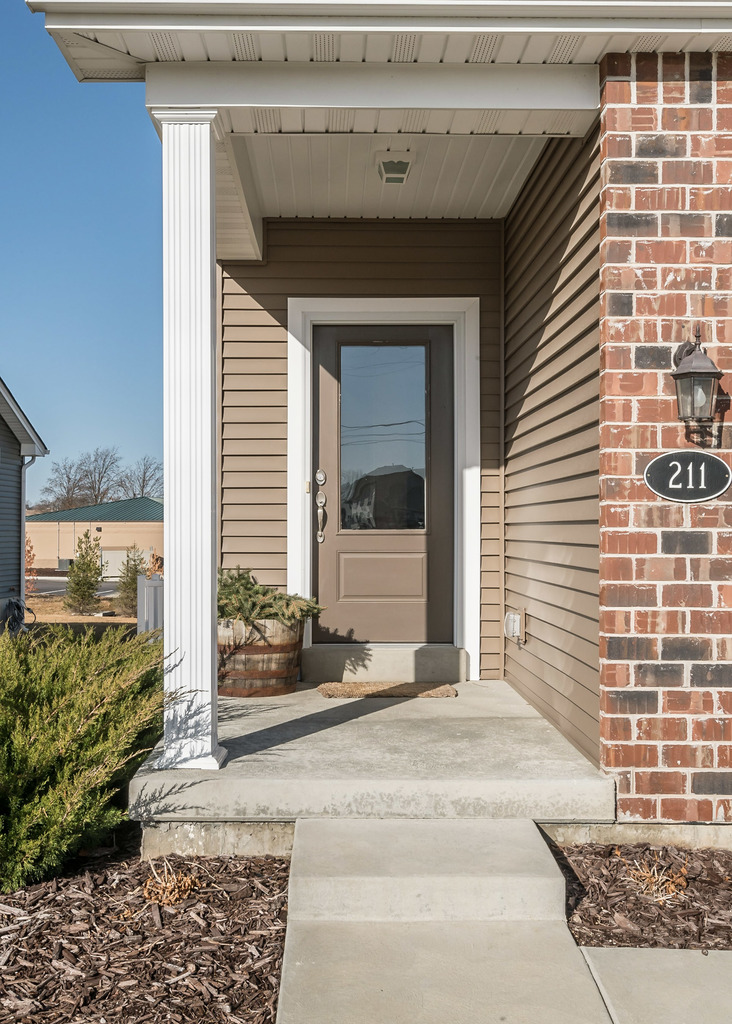 211-miravista-grove-k-barks-wc-5-of-36