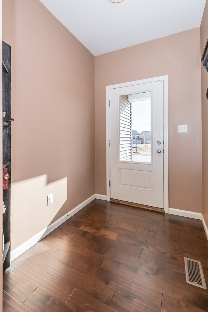 211-miravista-grove-k-barks-wc-7-of-36