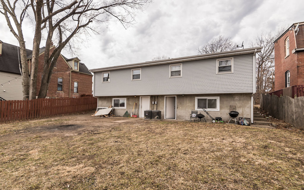 1208-n-5th-st-k-barks-wc-27-of-27