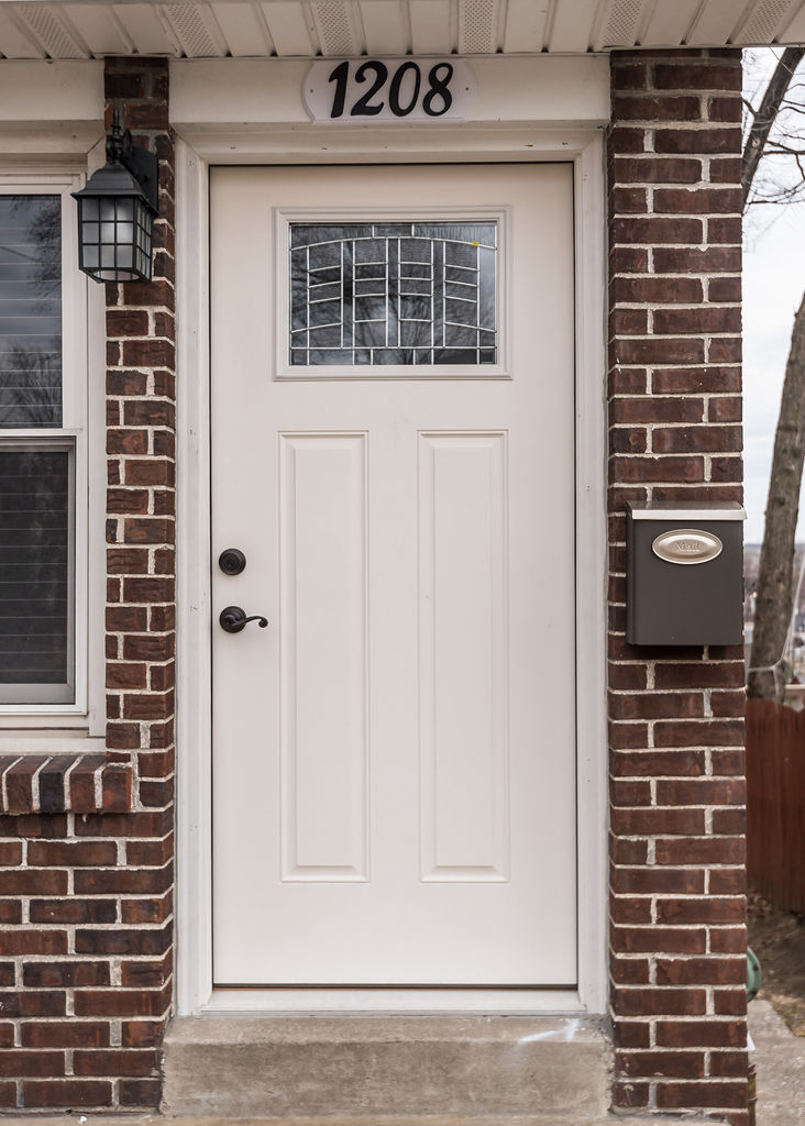 1208-n-5th-st-k-barks-wc-5-of-27