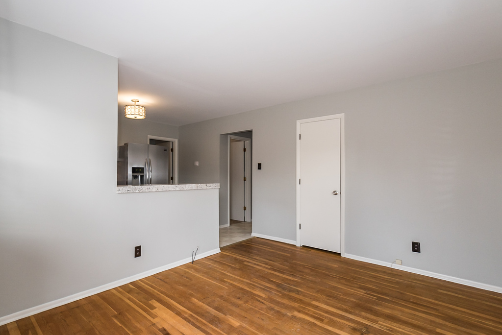 1208-n-5th-st-k-barks-wc-6-of-27