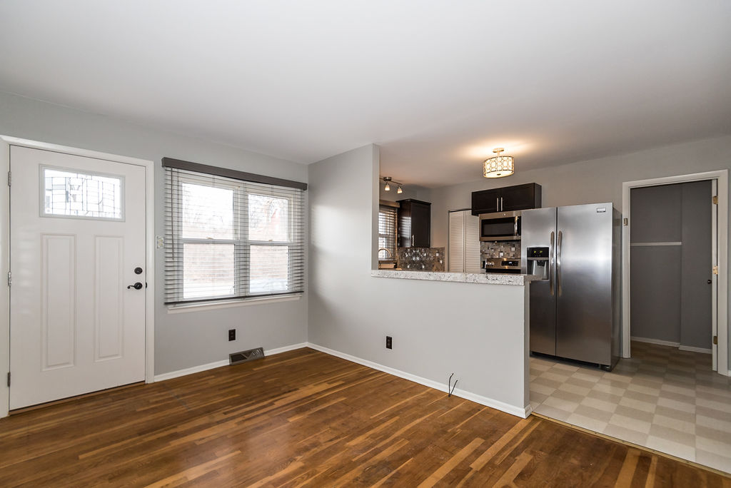 1208-n-5th-st-k-barks-wc-7-of-27
