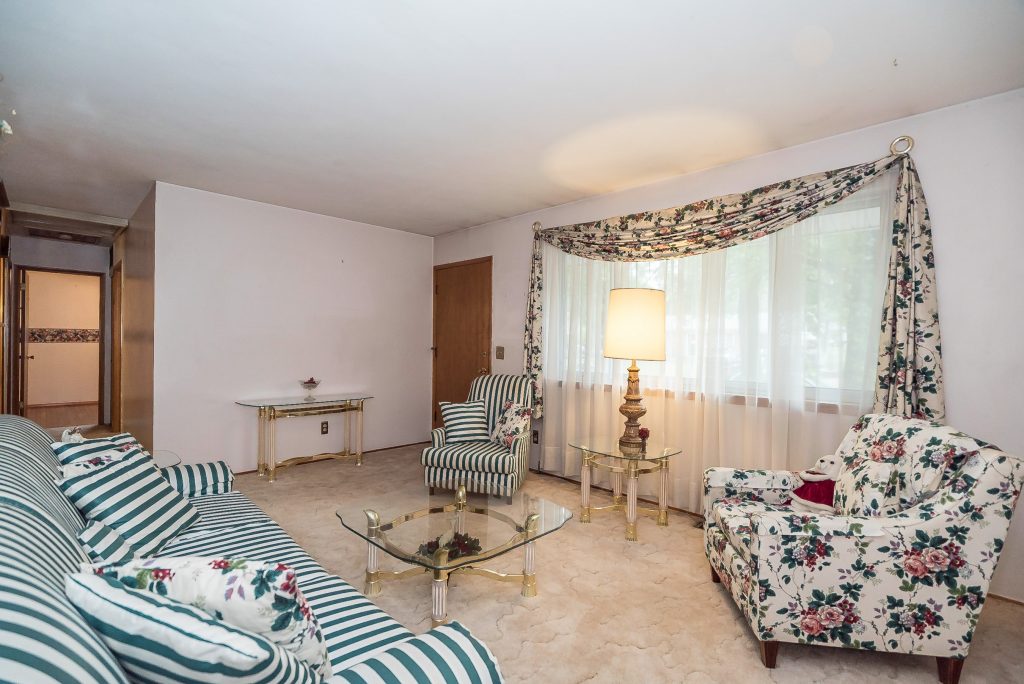 1462 Coachway Ln - K Barks - WC (11 of 40)