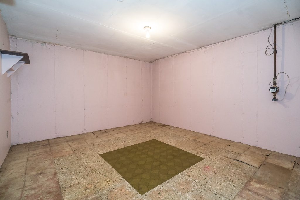 1462 Coachway Ln - K Barks - WC (32 of 40)