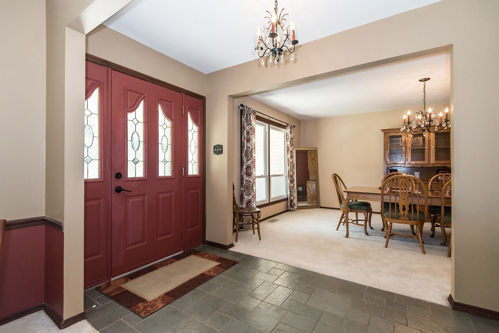 585 Rolling Glen Lane - K Barks - WC (12 of 60)
