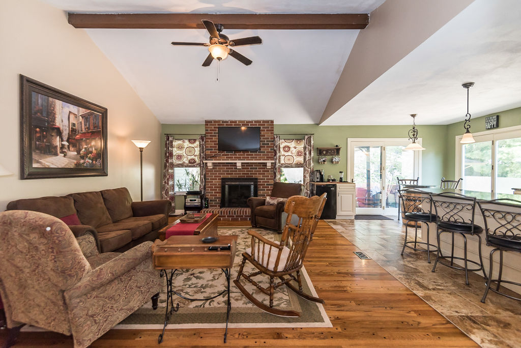 585 Rolling Glen Lane - K Barks - WC (20 of 60)