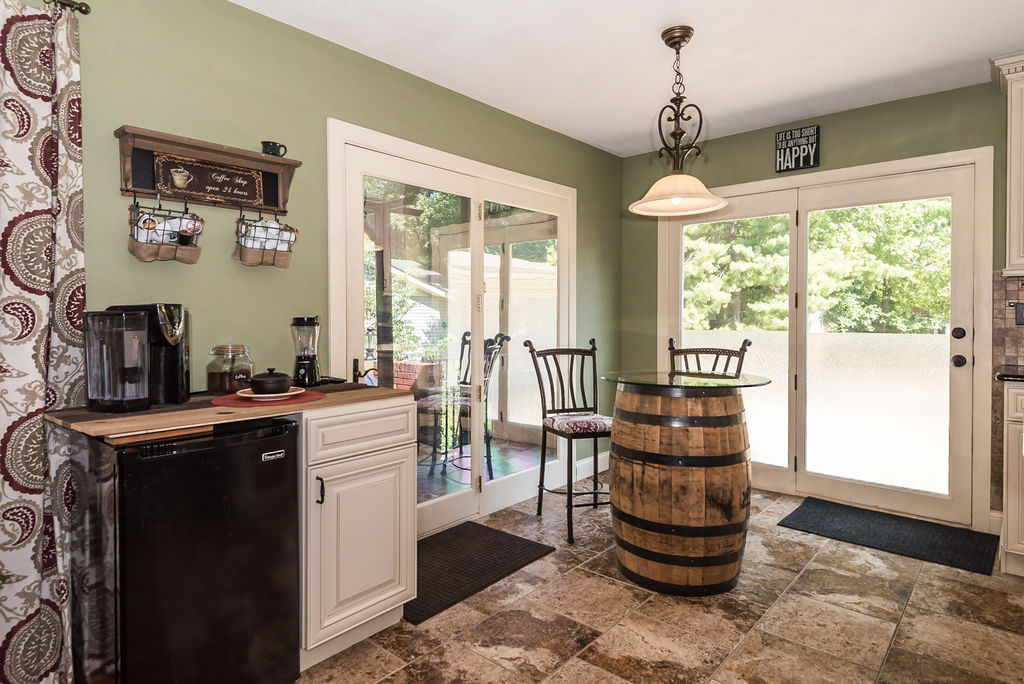 585 Rolling Glen Lane - K Barks - WC (29 of 60)