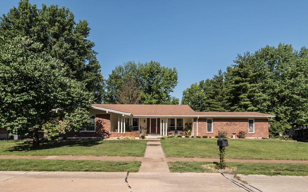 585 Rolling Glen Lane - K Barks - WC (3 of 60)