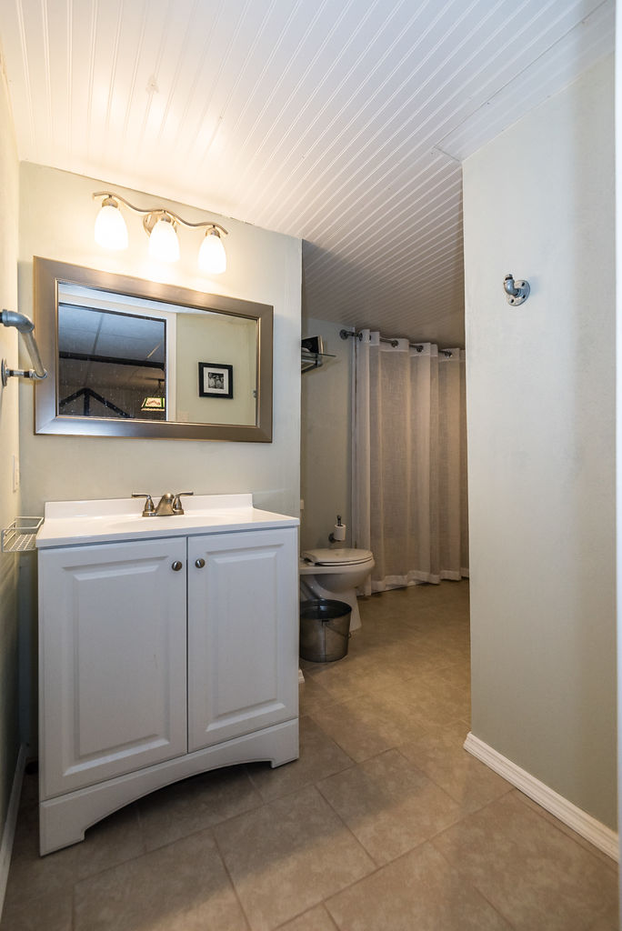 585 Rolling Glen Lane - K Barks - WC (49 of 60)