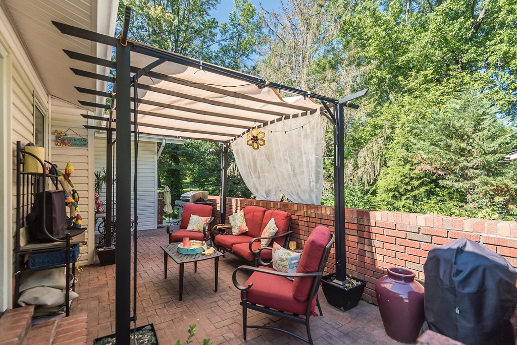 585 Rolling Glen Lane - K Barks - WC (56 of 60)