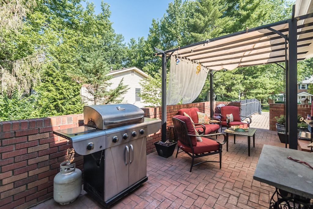 585 Rolling Glen Lane - K Barks - WC (57 of 60)