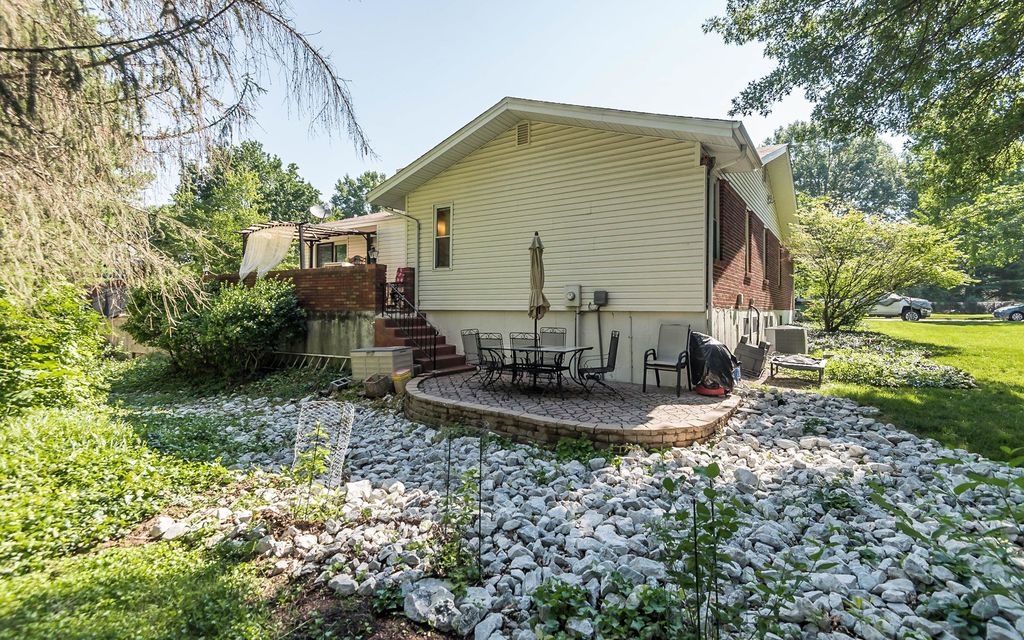 585 Rolling Glen Lane - K Barks - WC (59 of 60)