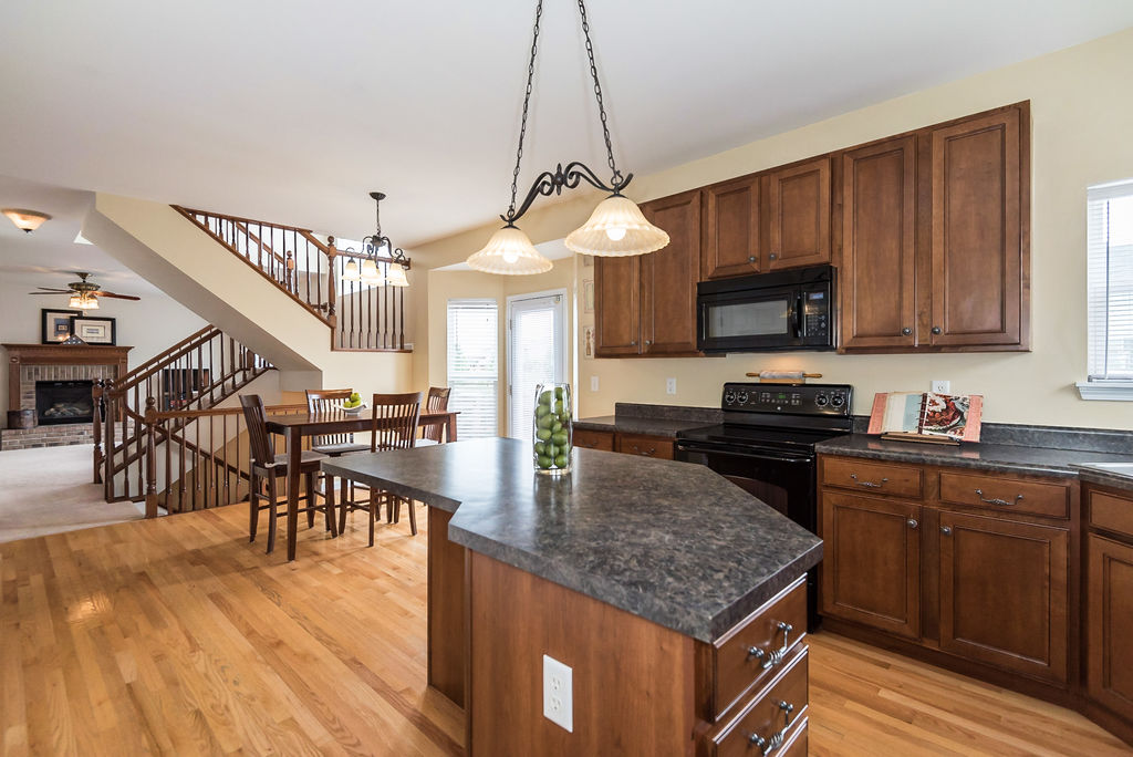 807-victorygate-ct-k-barks-wc-33-of-60