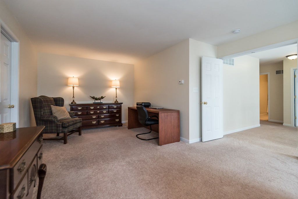 807-victorygate-ct-k-barks-wc-41-of-60