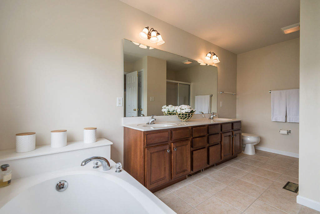 807-victorygate-ct-k-barks-wc-44-of-60