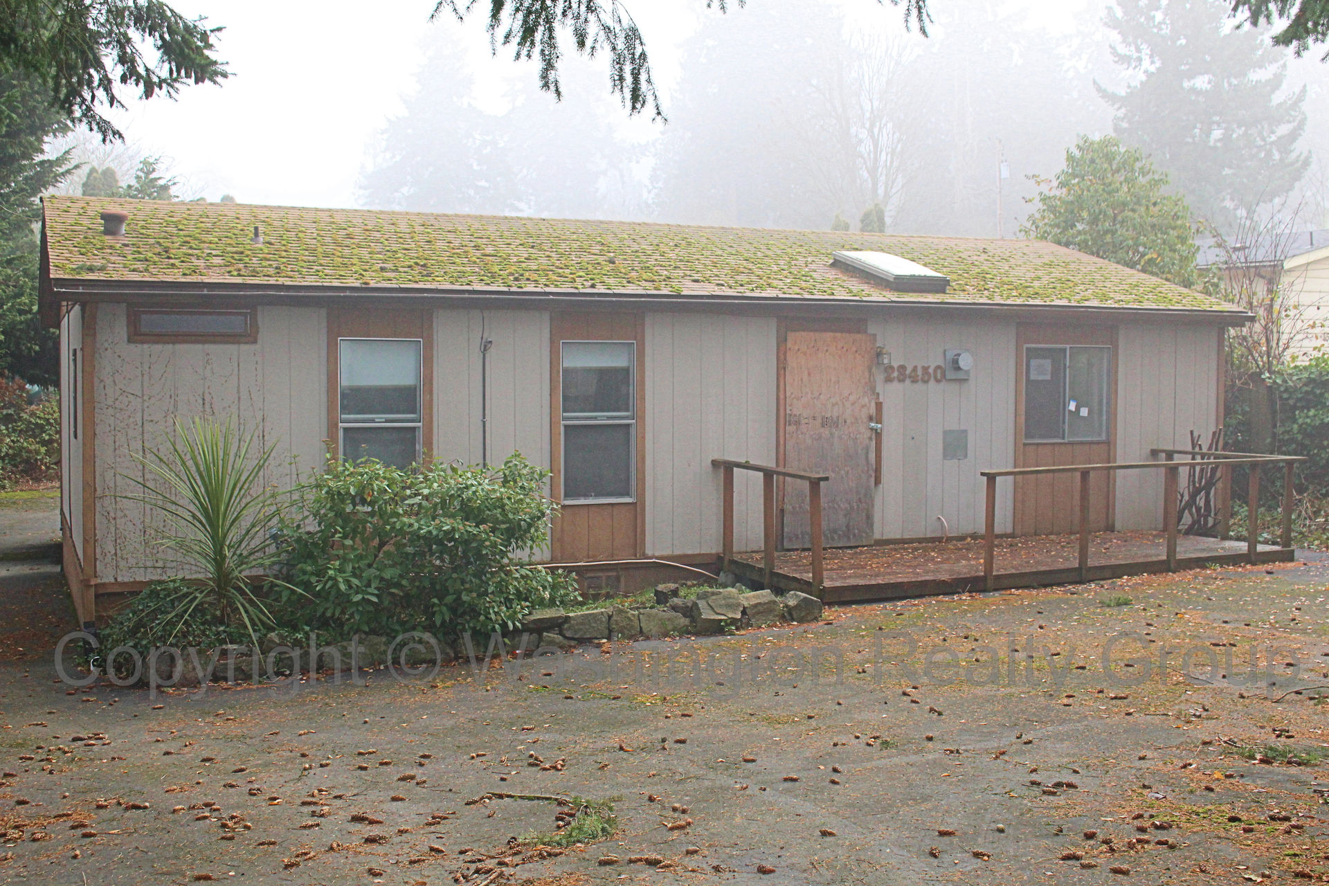 Front yard of Home for sale in Sumner WA