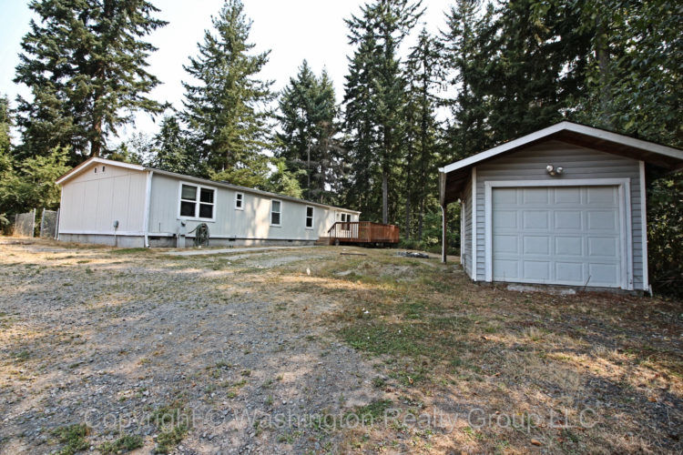 Backyard home for sale in Sumner