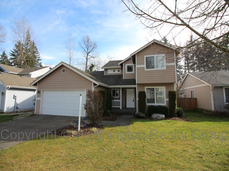 Front yard of Home for sale in Sumner WA