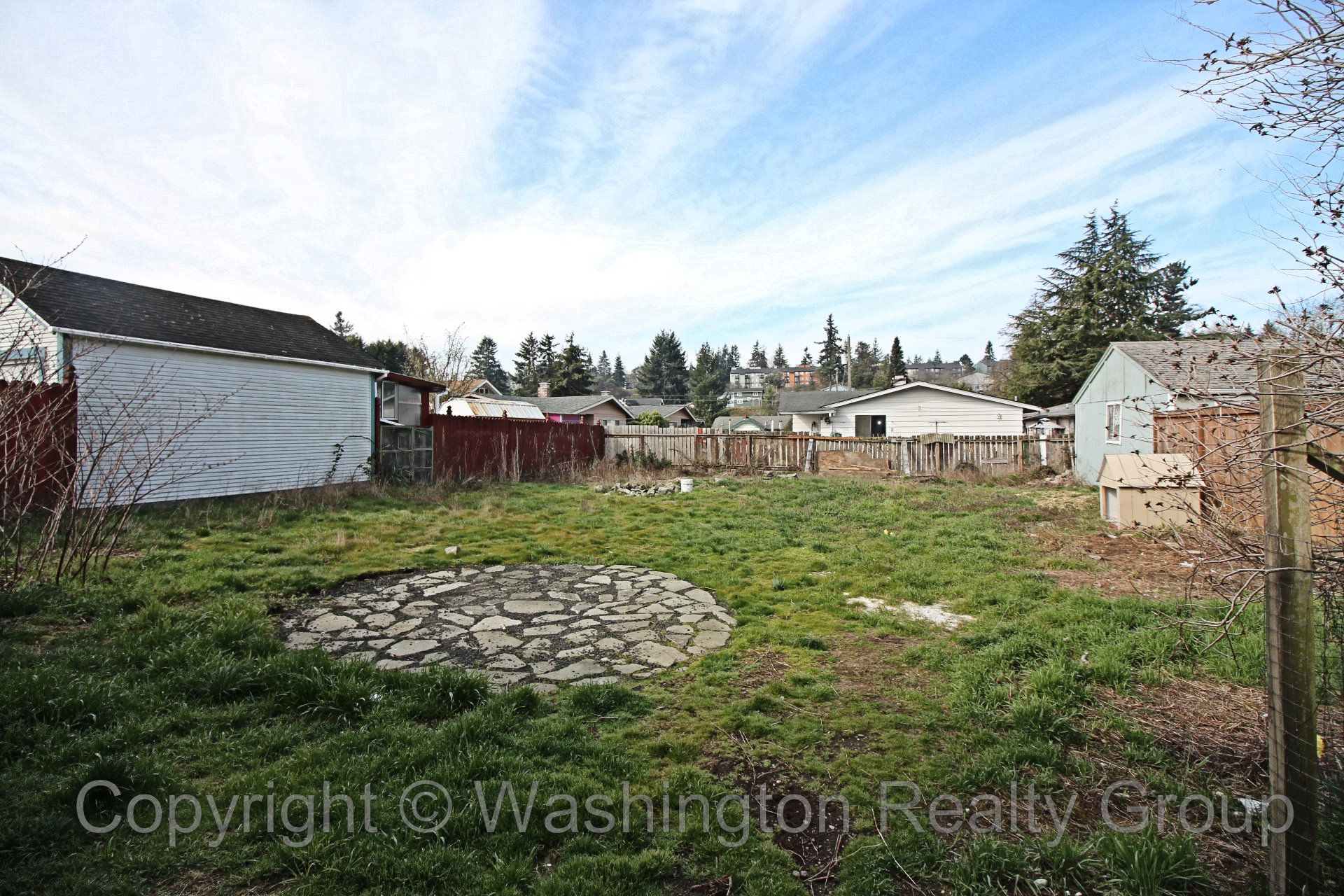 Backyard home for sale in Sumner