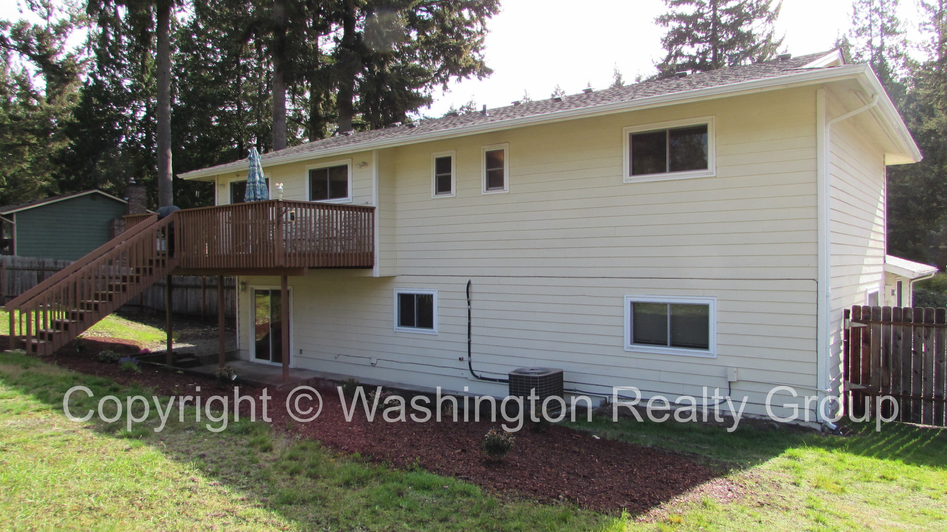 Backyard home for sale in Sumner