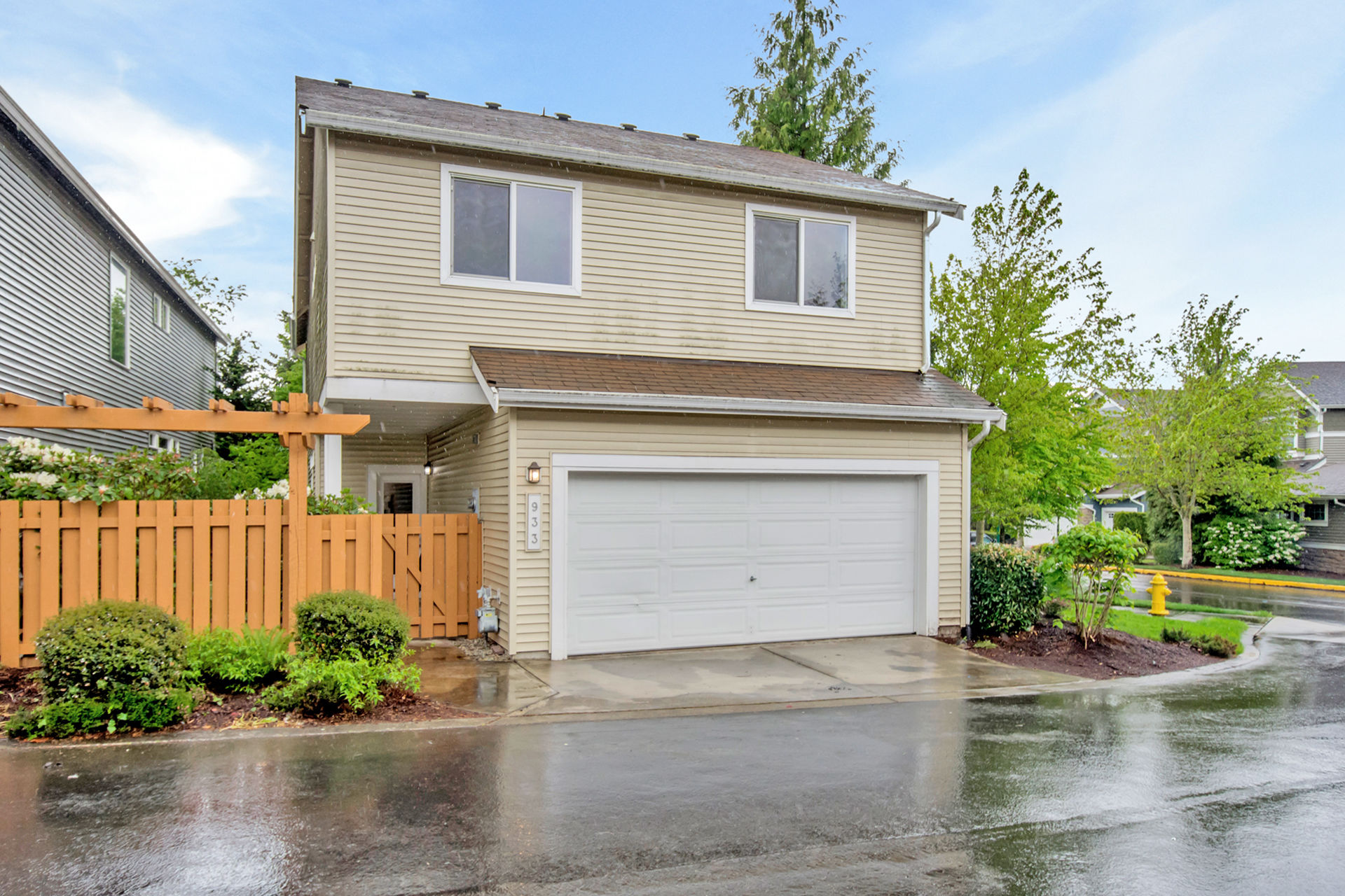 Backyard home for sale in Sumner