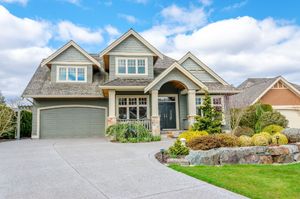 Curb Appeal Helps Sell Homes For More