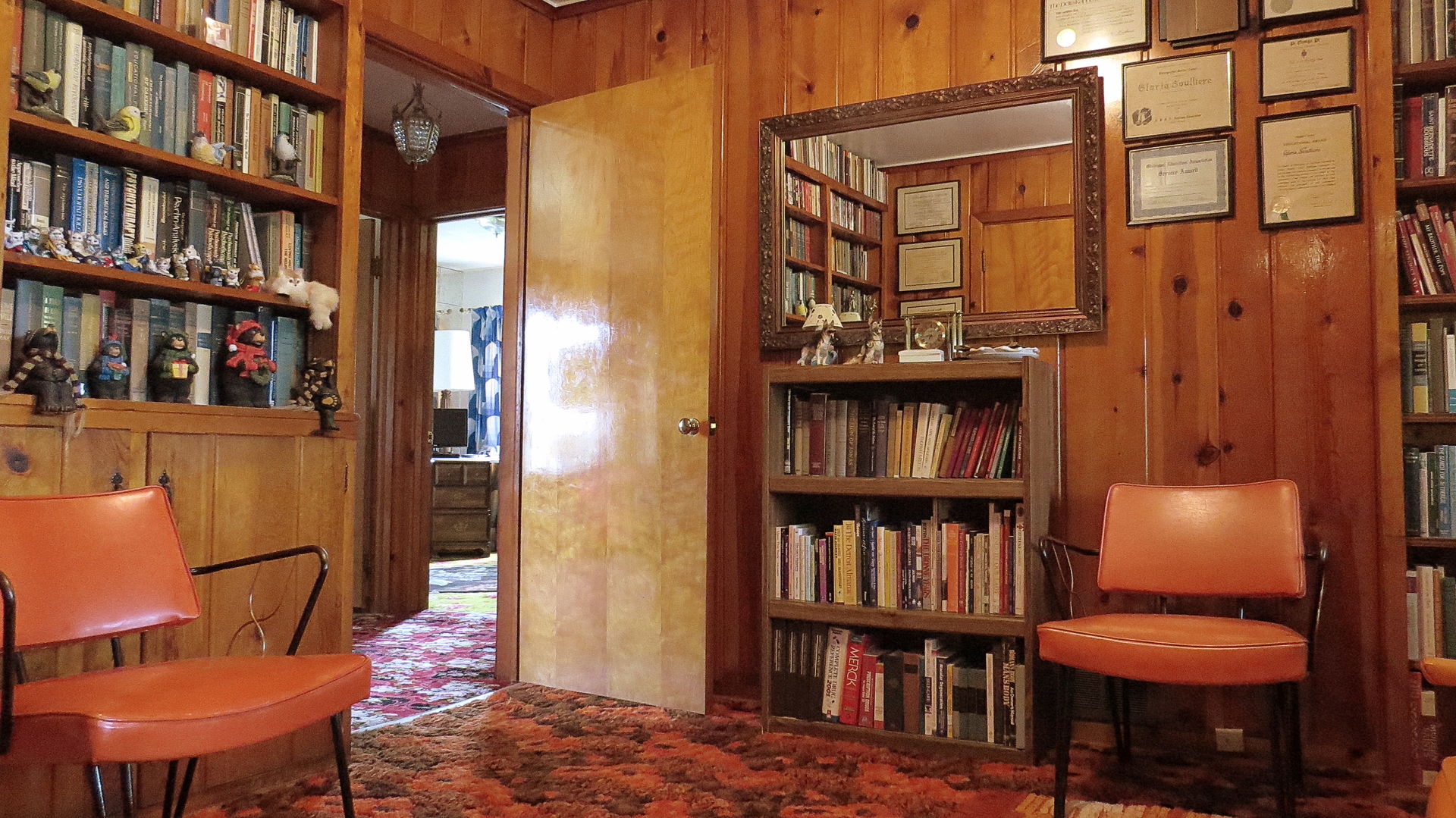 office at 5468 e grand river ave