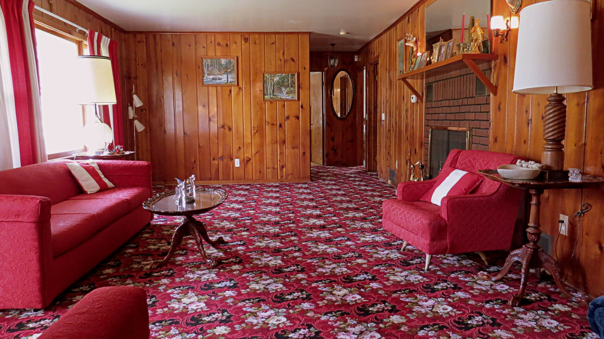 living area of residential property 5468 e grand river ave