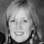 Marianne-McCreary-Black-and-White-Photo