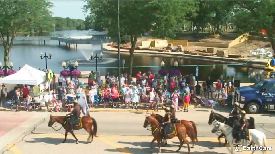 brighton webcam live image featured-photo-by-lorrie-donovan-of-the-uk-july-4th-2018-brighton-mi-parade