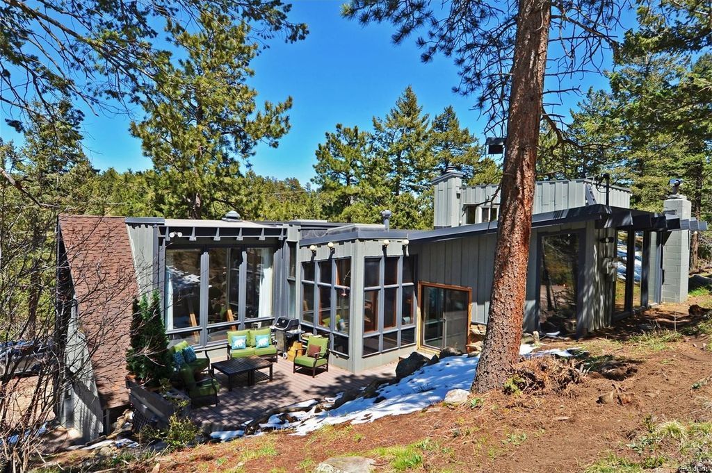 Alpine Modern Exterior