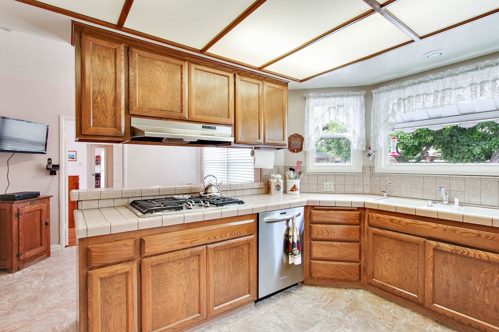 14352 Devlin Avenue, Norwalk, CA