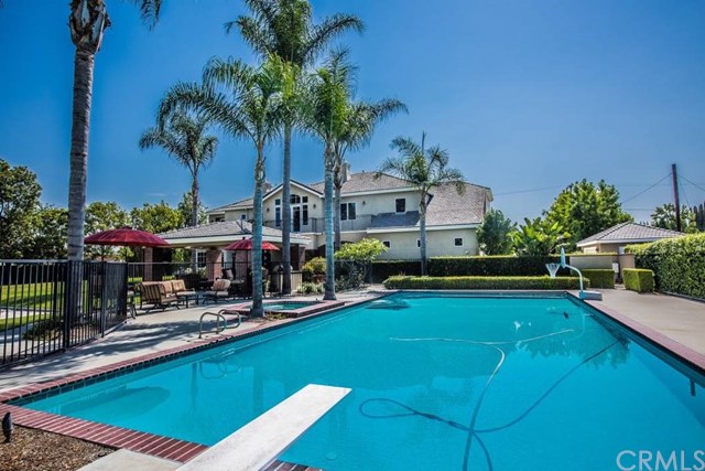 Pool Homes