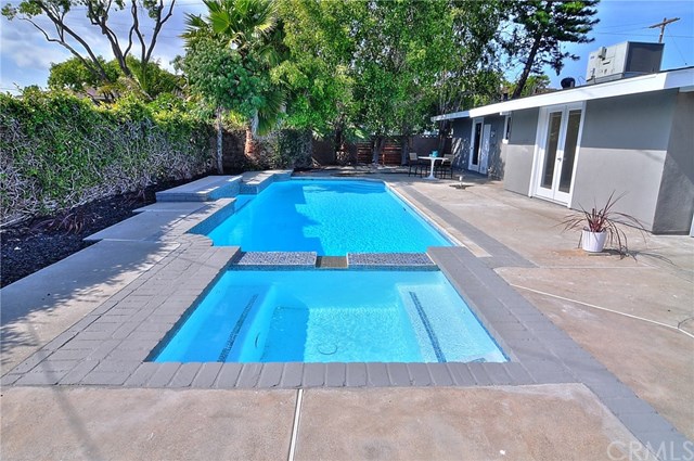 Pool Homes