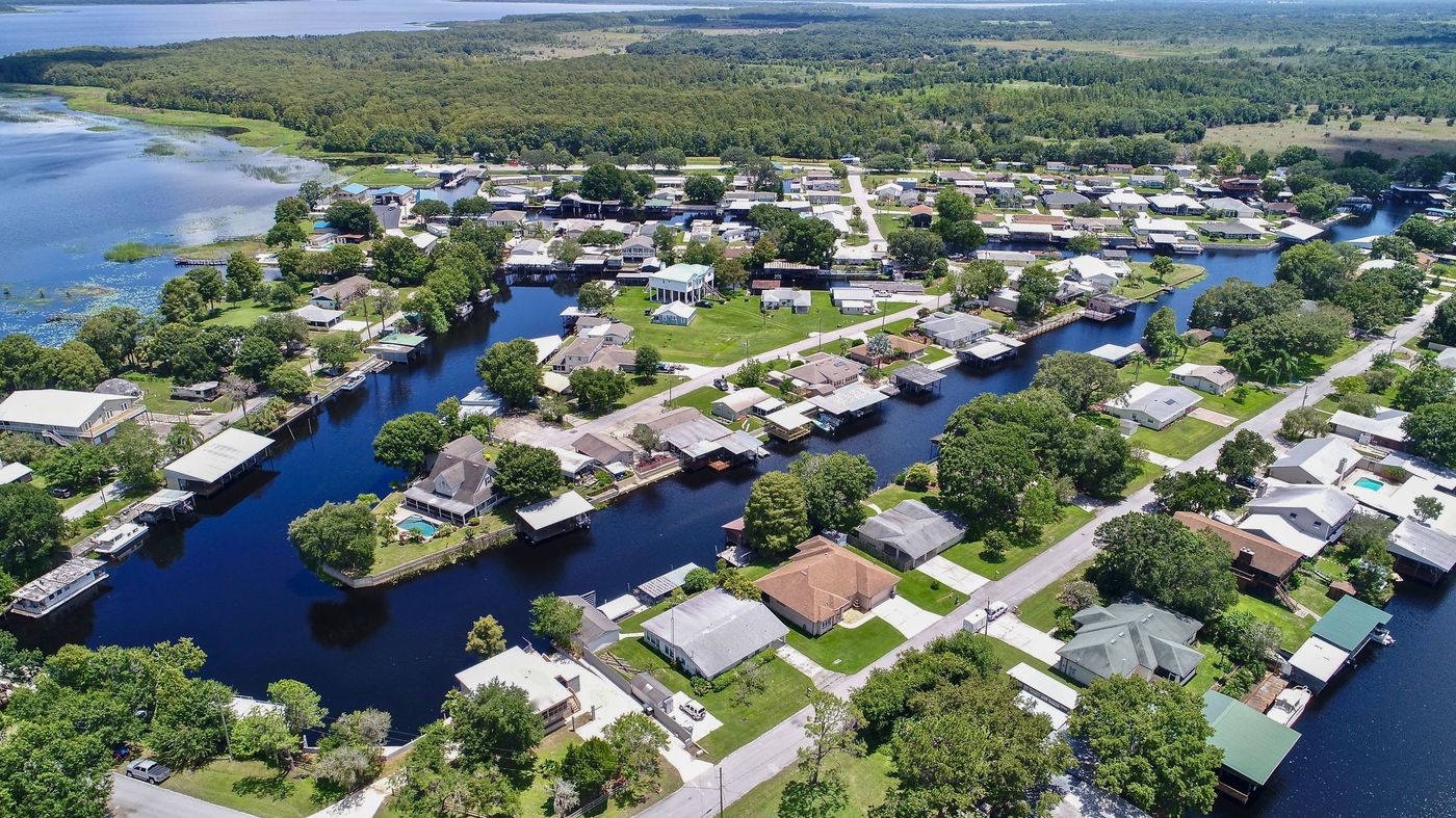 lake hatchineha homes for sale
