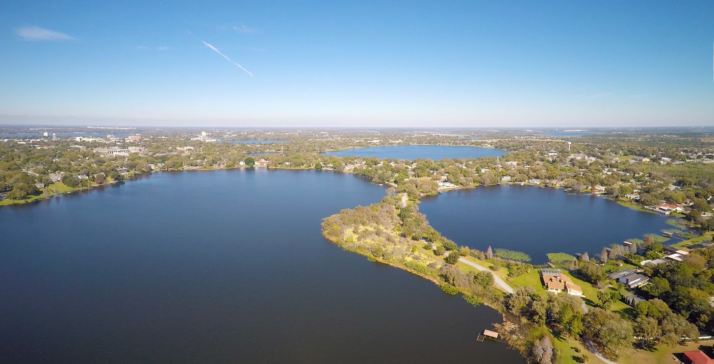 039_chain-of-three-lakes
