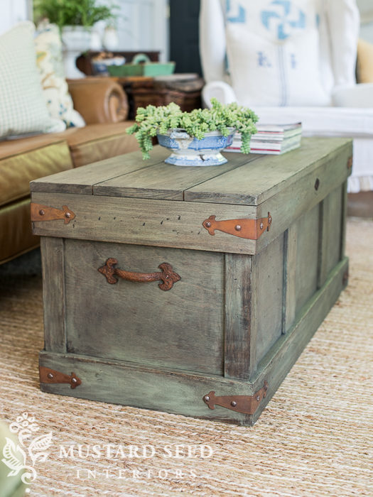 Miss Mustard Seed - Trunk - Milk Paint